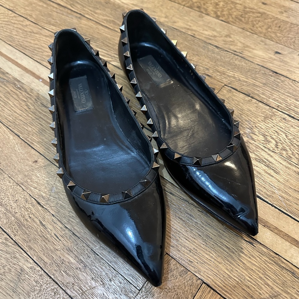 Valentino Rockstud Noir Patent Leather Ballet Flats